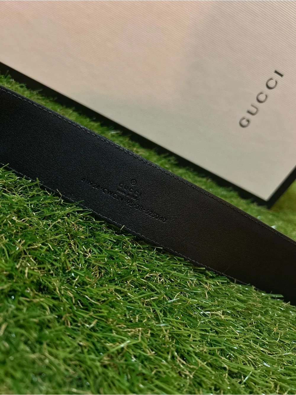 Gucci Guccissima Interlocking G Black Leather Belt size 105(36-38) Silver Buckle